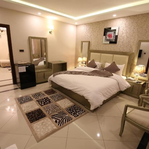 Luxury Service Apartments in West Delhi