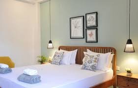 vacation rentals in west delhi