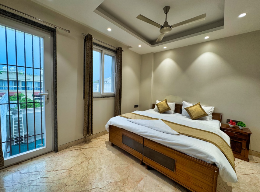 Service Apartments in Tagore Garden