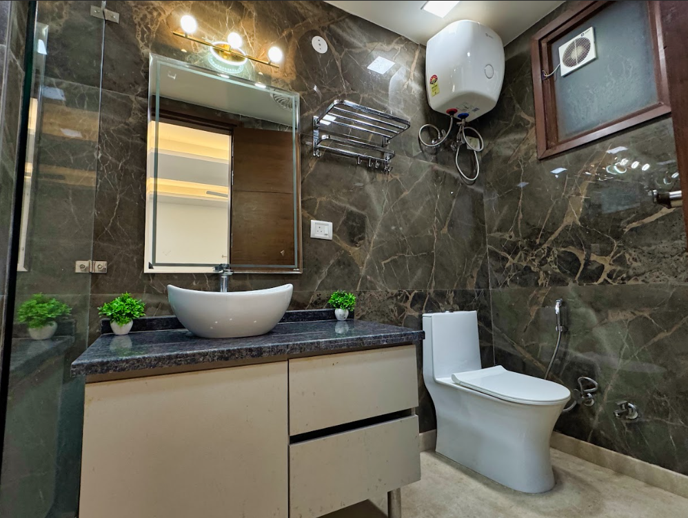 luxury service apartments in west delhi