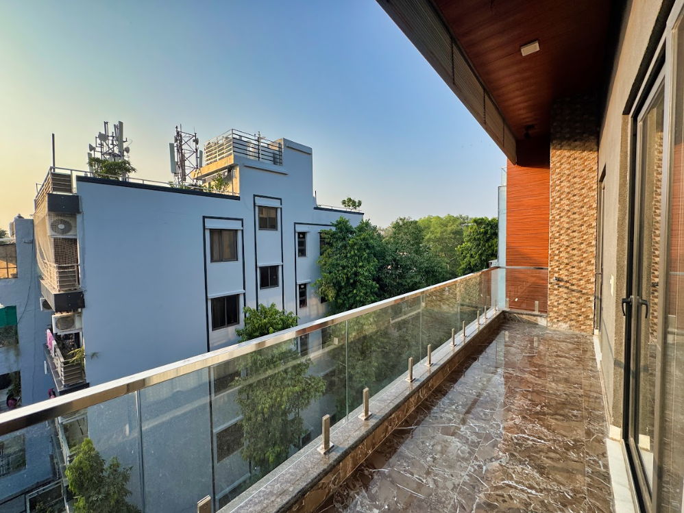 service apartments in Hari Nagar