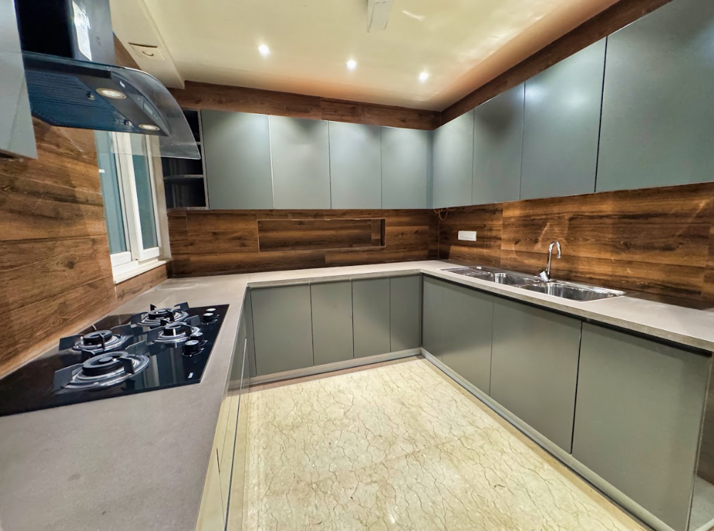 luxury 3BHK  Serviced Apartment in west Delhi